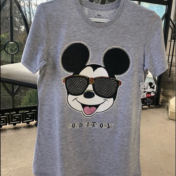 Women's Disney Medium Size T-Shirt - Picture 1 of 5